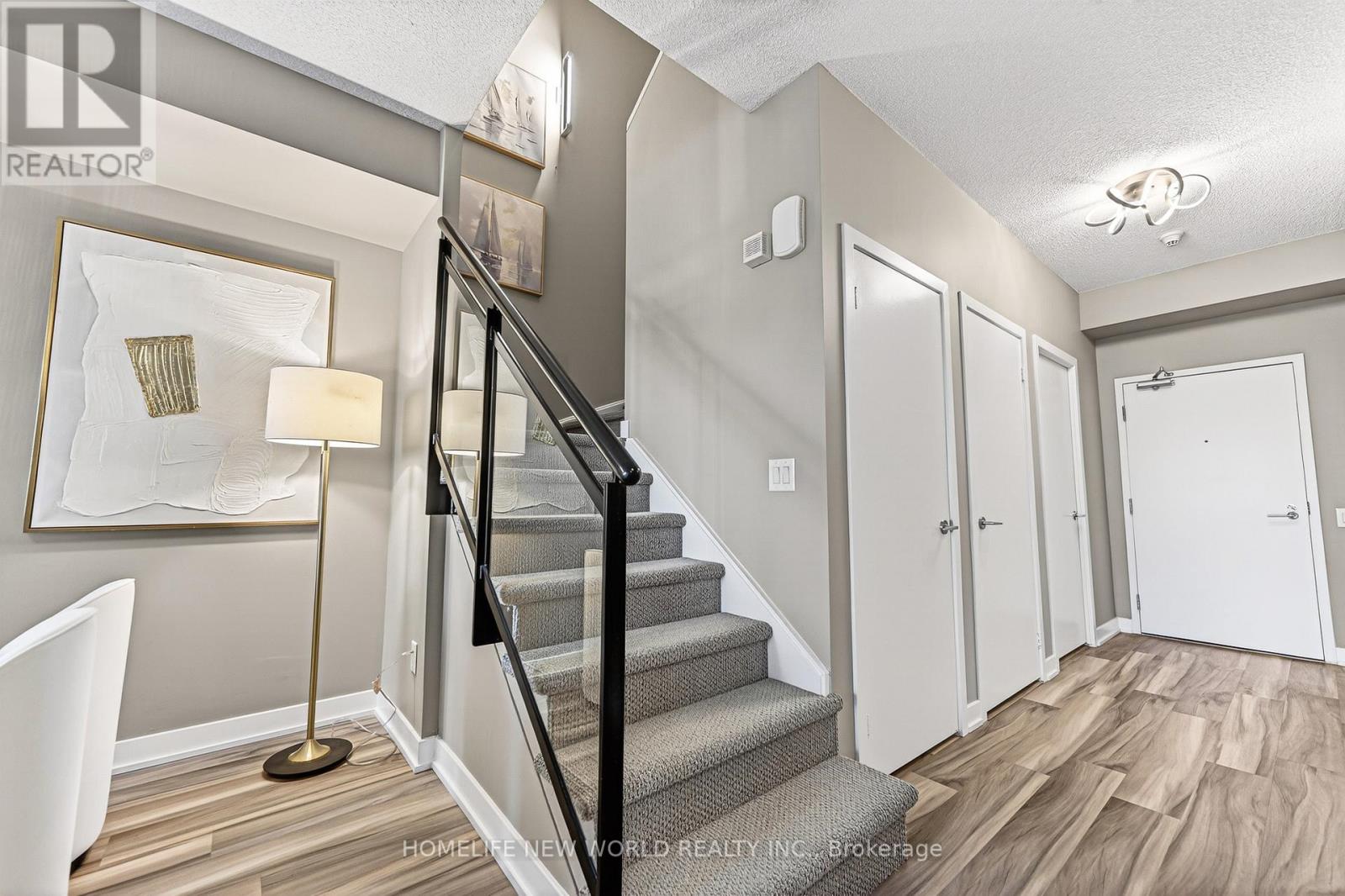 Th2 - 19 Singer Court, Toronto, Ontario  M2K 0B2 - Photo 29 - C13011972