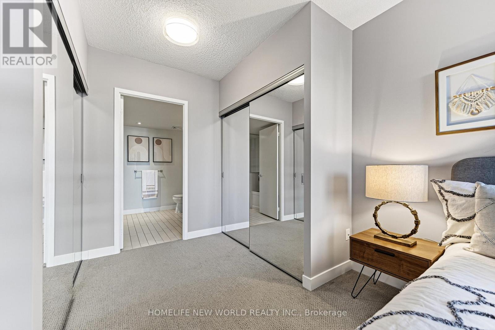 Th2 - 19 Singer Court, Toronto, Ontario  M2K 0B2 - Photo 34 - C13011972