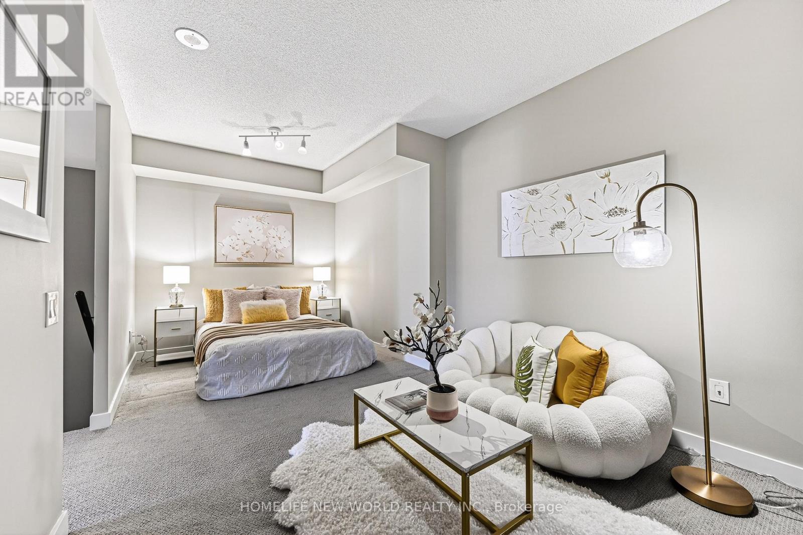 Th2 - 19 Singer Court, Toronto, Ontario  M2K 0B2 - Photo 40 - C13011972