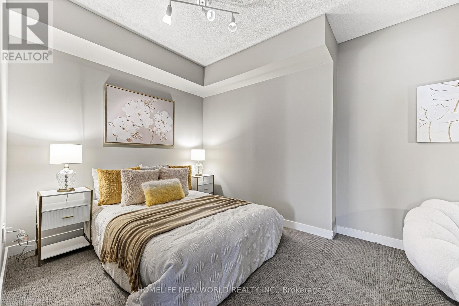 Th2 - 19 Singer Court, Toronto, Ontario  M2K 0B2 - Photo 41 - C13011972