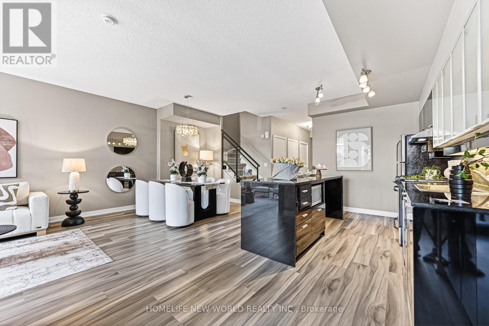 Th2 - 19 Singer Court, Toronto, Ontario  M2K 0B2 - Photo 46 - C13011972