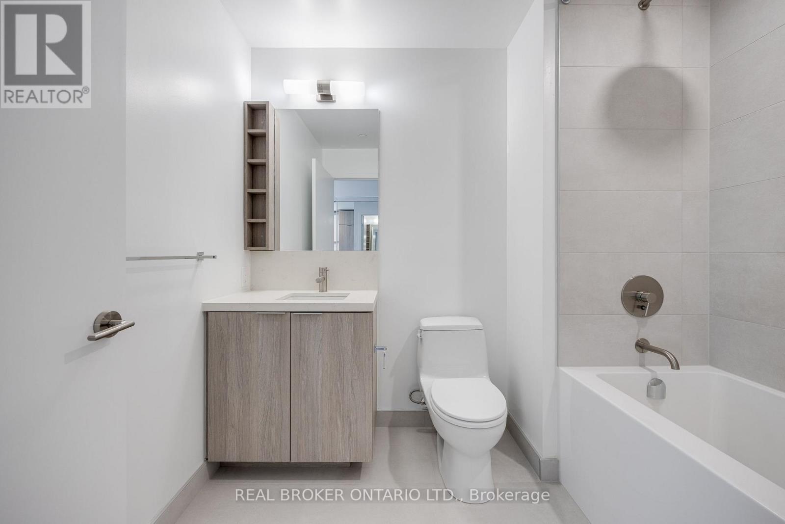 311 - 2020 Bathurst Street, Toronto, Ontario  M5R 3H4 - Photo 18 - C13011974