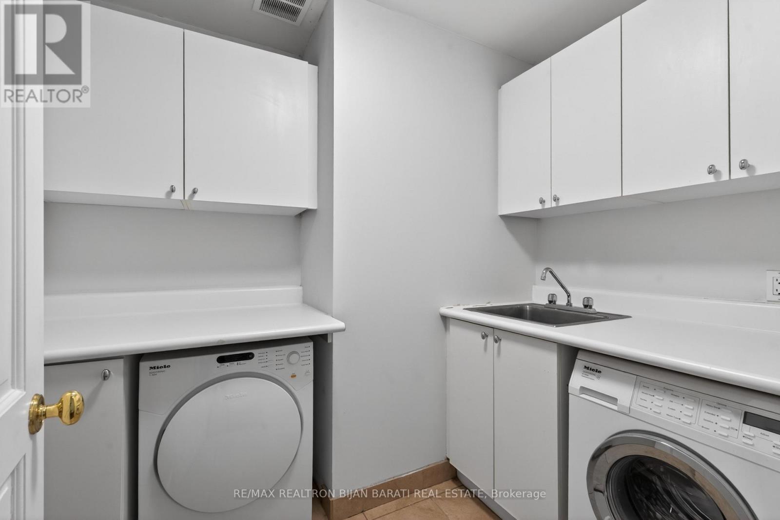 218 Hillcrest Avenue, Toronto, Ontario  M2N 3P2 - Photo 36 - C13011986