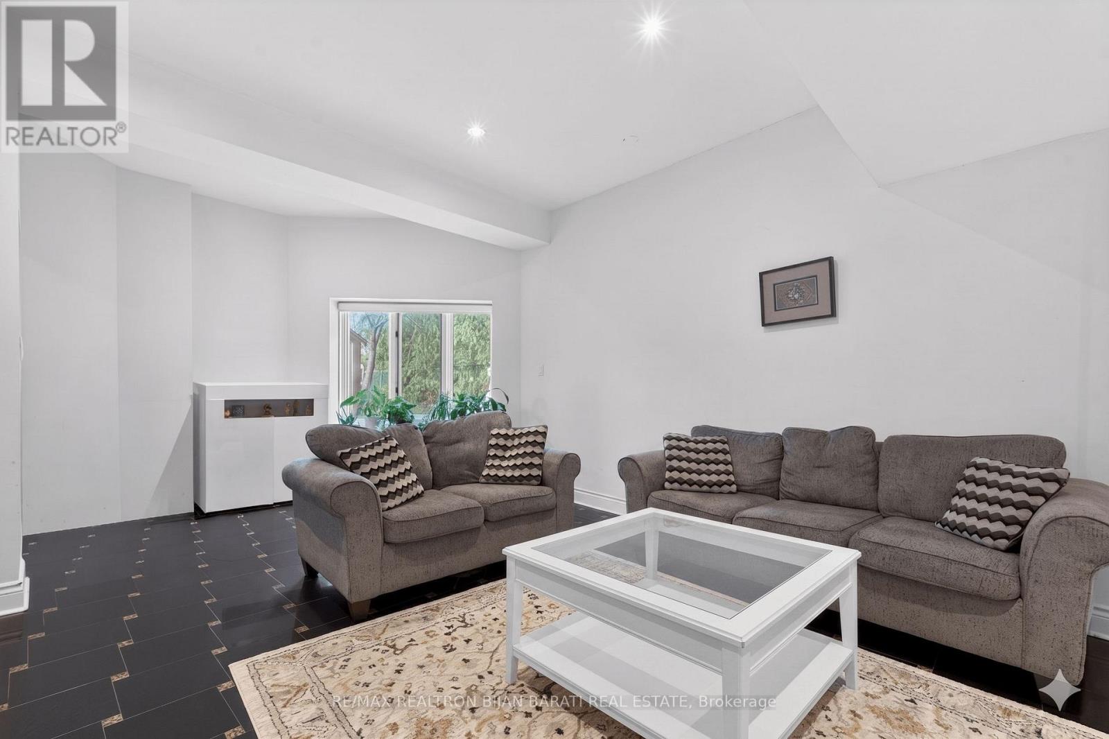 218 Hillcrest Avenue, Toronto, Ontario  M2N 3P2 - Photo 44 - C13011986