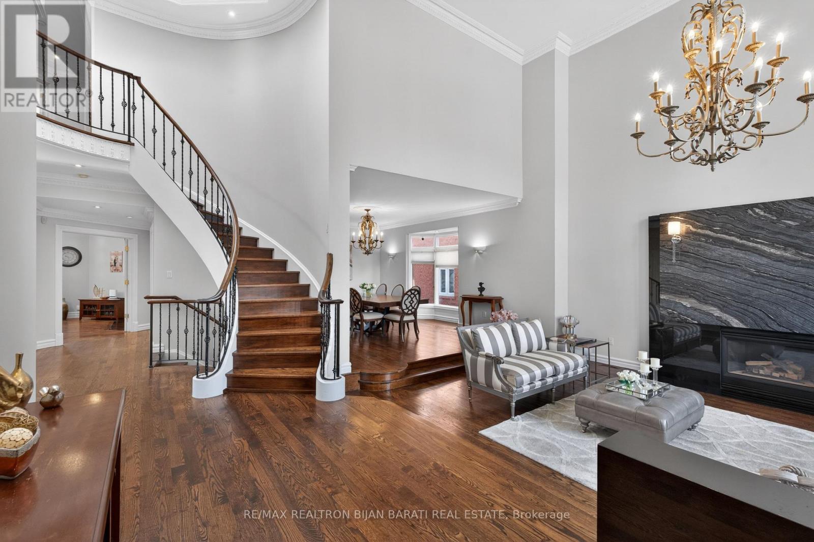 218 Hillcrest Avenue, Toronto, Ontario  M2N 3P2 - Photo 7 - C13011986