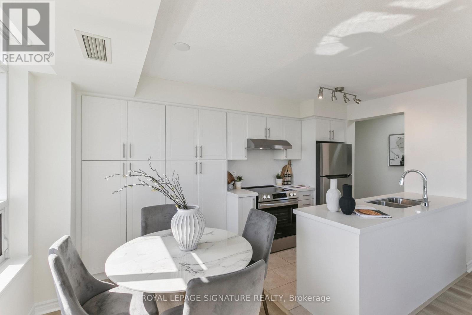 1307 - 18 Kenaston Gardens, Toronto, Ontario  M2K 3C7 - Photo 11 - C13011998