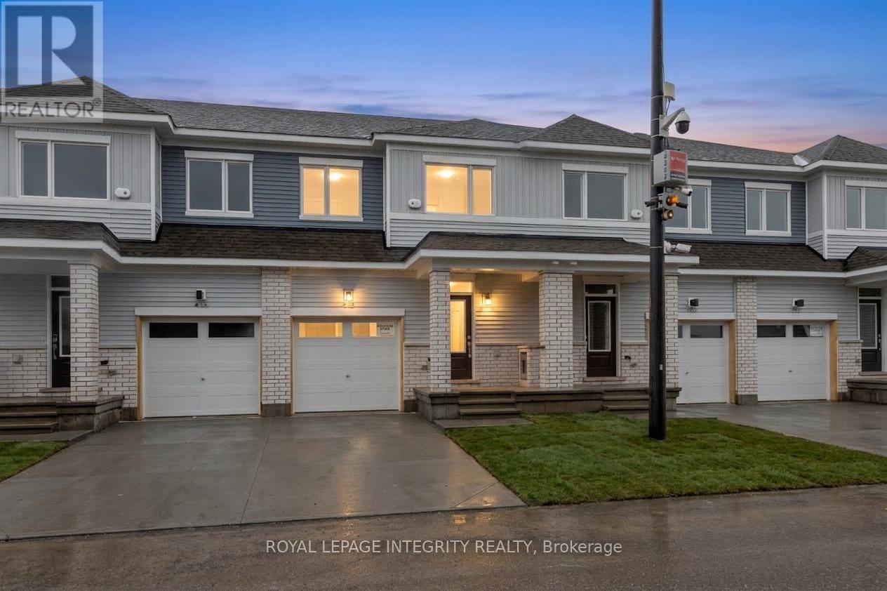 418 LES EMMERSON DRIVE, Ottawa, Ontario