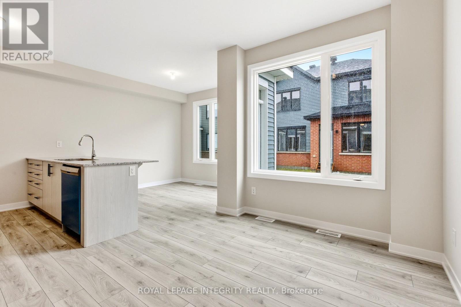 418 Les Emmerson Drive, Ottawa, Ontario  K2J 4J4 - Photo 7 - X13011704