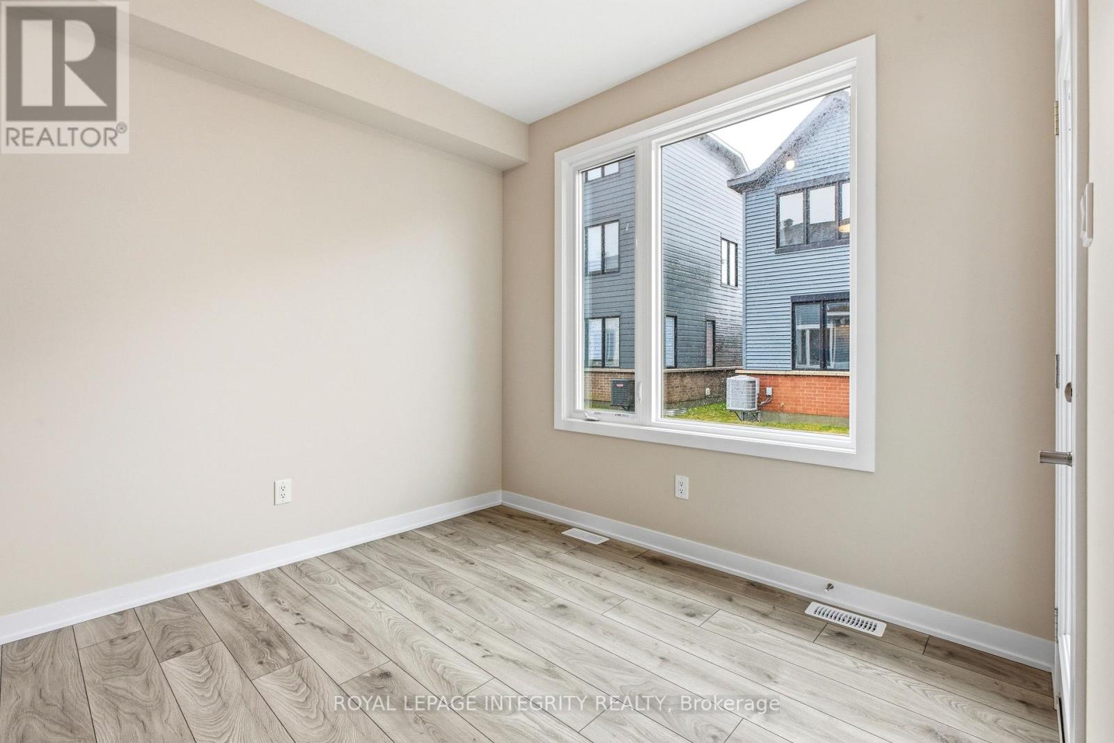 418 Les Emmerson Drive, Ottawa, Ontario  K2J 4J4 - Photo 8 - X13011704