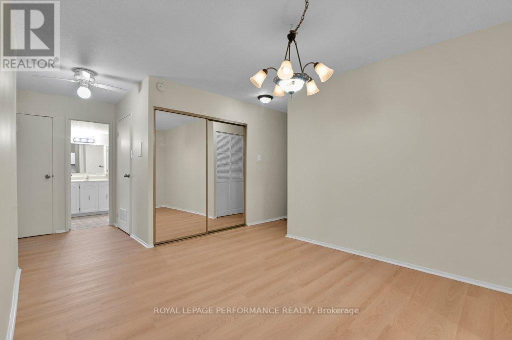 205 - 158 Mcarthur Avenue, Ottawa, Ontario  K1L 8E7 - Photo 12 - X13011766