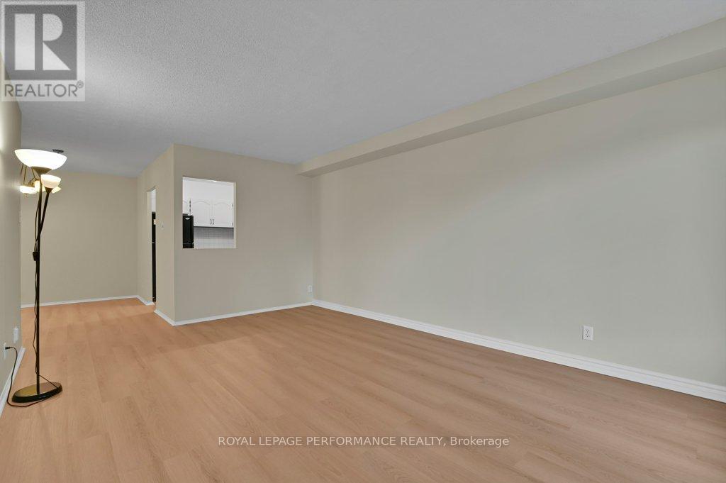 205 - 158 Mcarthur Avenue, Ottawa, Ontario  K1L 8E7 - Photo 18 - X13011766