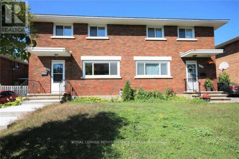 1779 Kerr Avenue, Ottawa, Ontario  K2A 1H9 - Photo 2 - X13011838