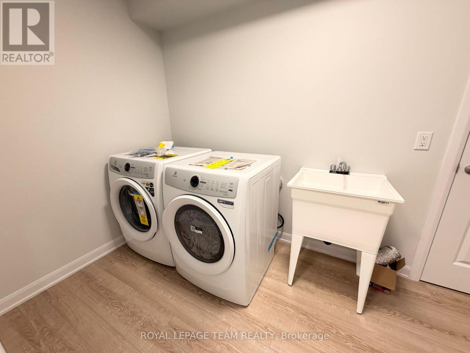 284 Bankside Way, Ottawa, Ontario  K2J 7M8 - Photo 4 - X13011906