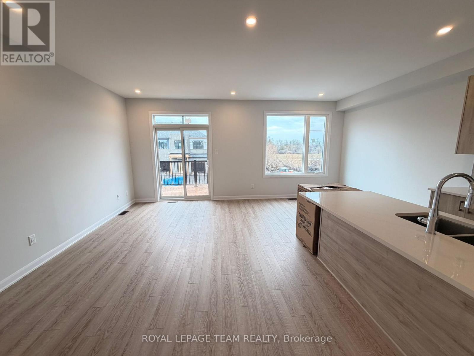 284 Bankside Way, Ottawa, Ontario  K2J 7M8 - Photo 6 - X13011906