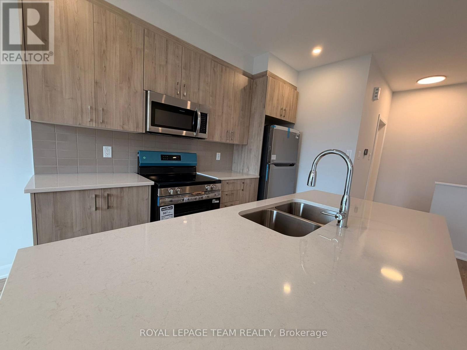 284 Bankside Way, Ottawa, Ontario  K2J 7M8 - Photo 9 - X13011906