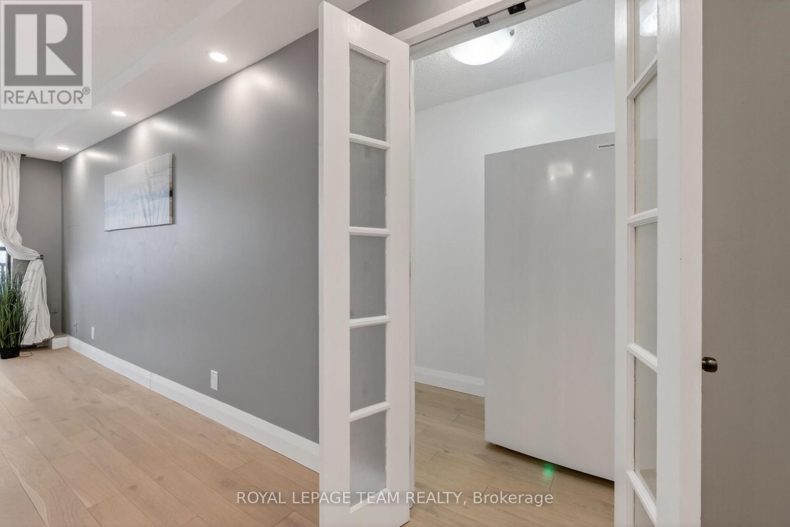 2012 - 515 St Laurent Boulevard, Ottawa, Ontario  K1L 3X5 - Photo 14 - X13011976