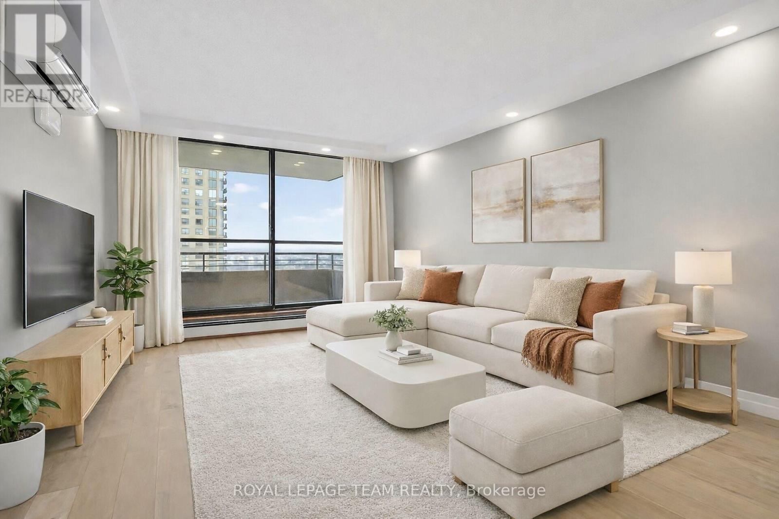 2012 - 515 St Laurent Boulevard, Ottawa, Ontario  K1L 3X5 - Photo 15 - X13011976