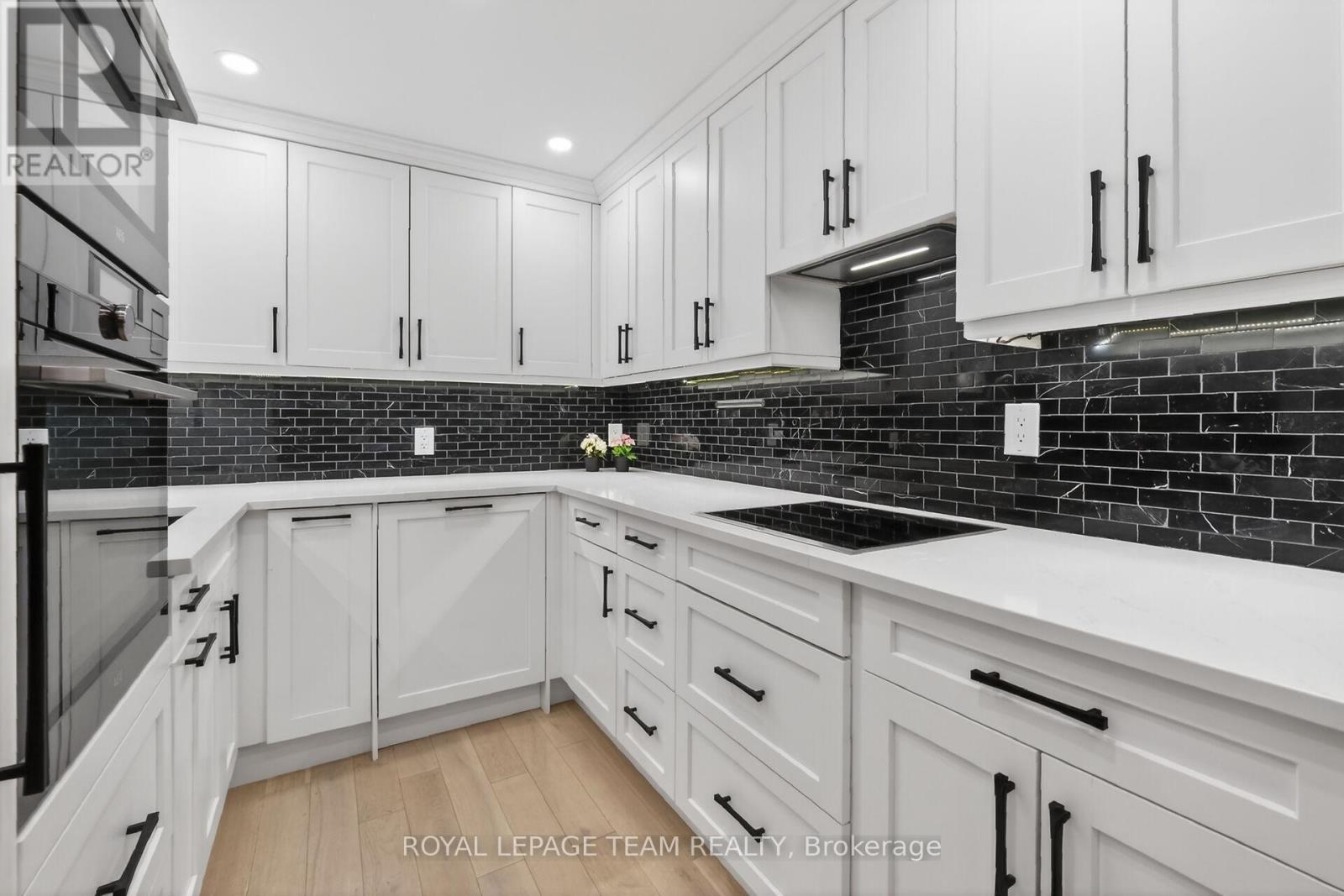 2012 - 515 St Laurent Boulevard, Ottawa, Ontario  K1L 3X5 - Photo 8 - X13011976