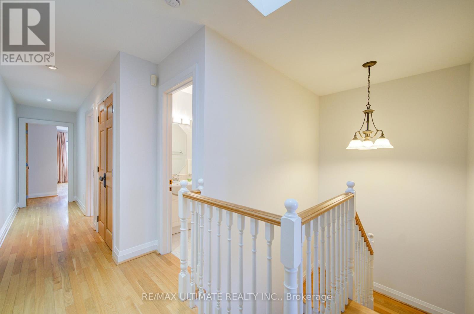 51 Epsom Avenue E, Toronto, Ontario  M4C 2A8 - Photo 16 - E13011702