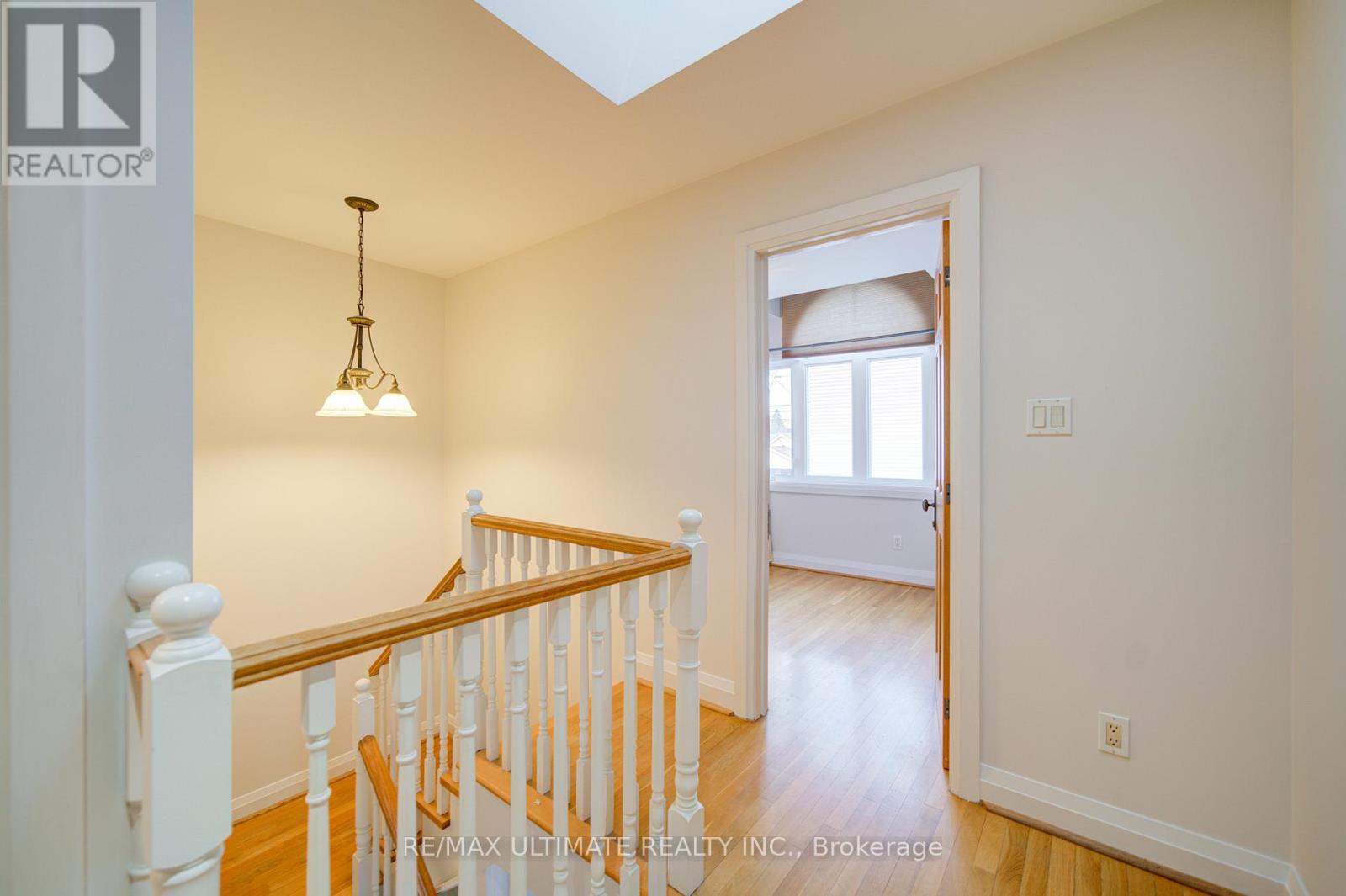 51 Epsom Avenue E, Toronto, Ontario  M4C 2A8 - Photo 17 - E13011702