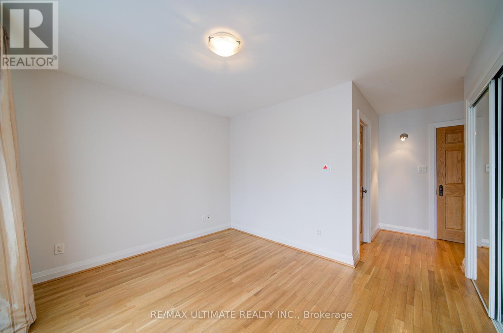 51 Epsom Avenue E, Toronto, Ontario  M4C 2A8 - Photo 25 - E13011702