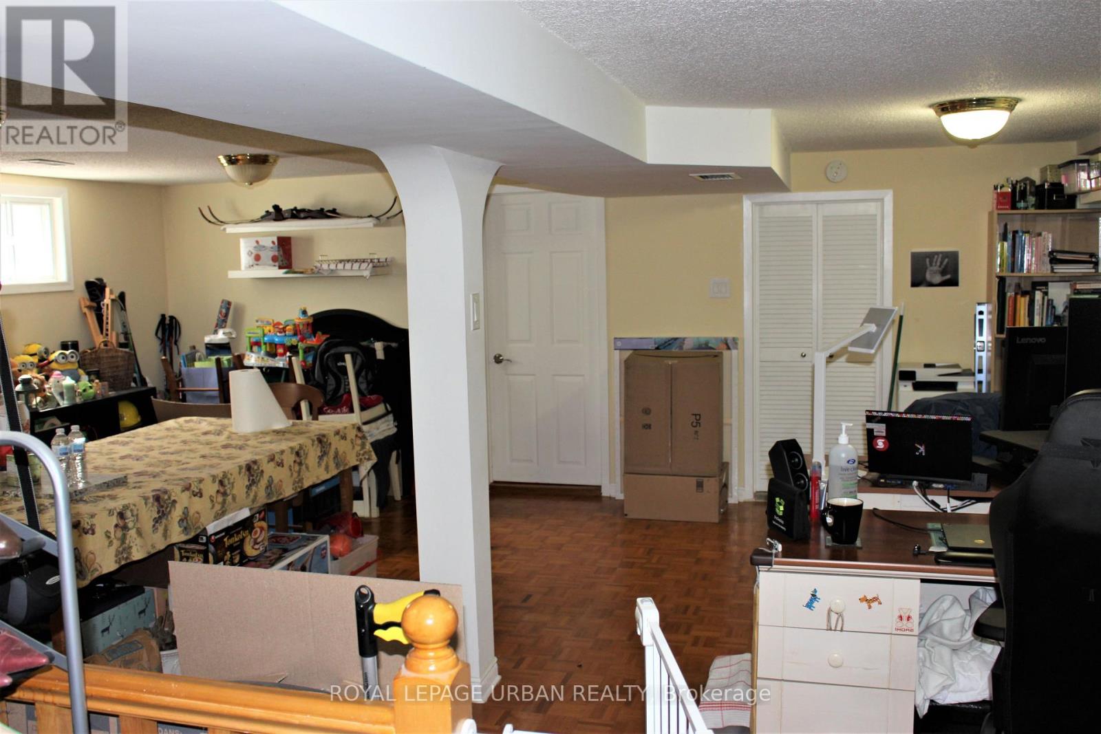 71 Squires Avenue, Toronto, Ontario  M4B 2R7 - Photo 9 - E13011798