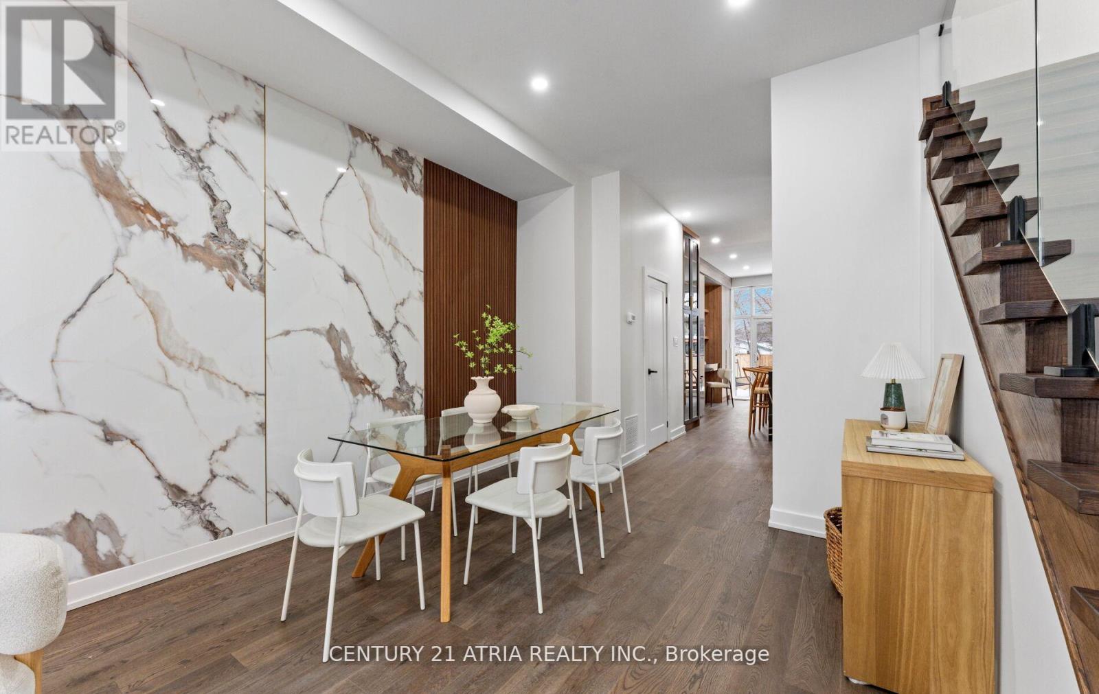 65 Crewe Avenue, Toronto, Ontario  M4C 2J2 - Photo 8 - E13011828