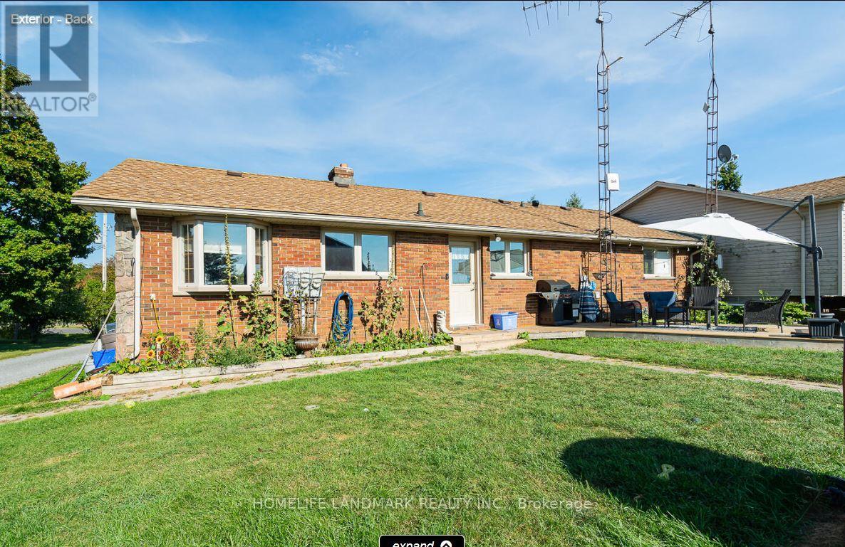 4432 Middle Road, Clarington, Ontario  L1C 3K2 - Photo 2 - E13011946