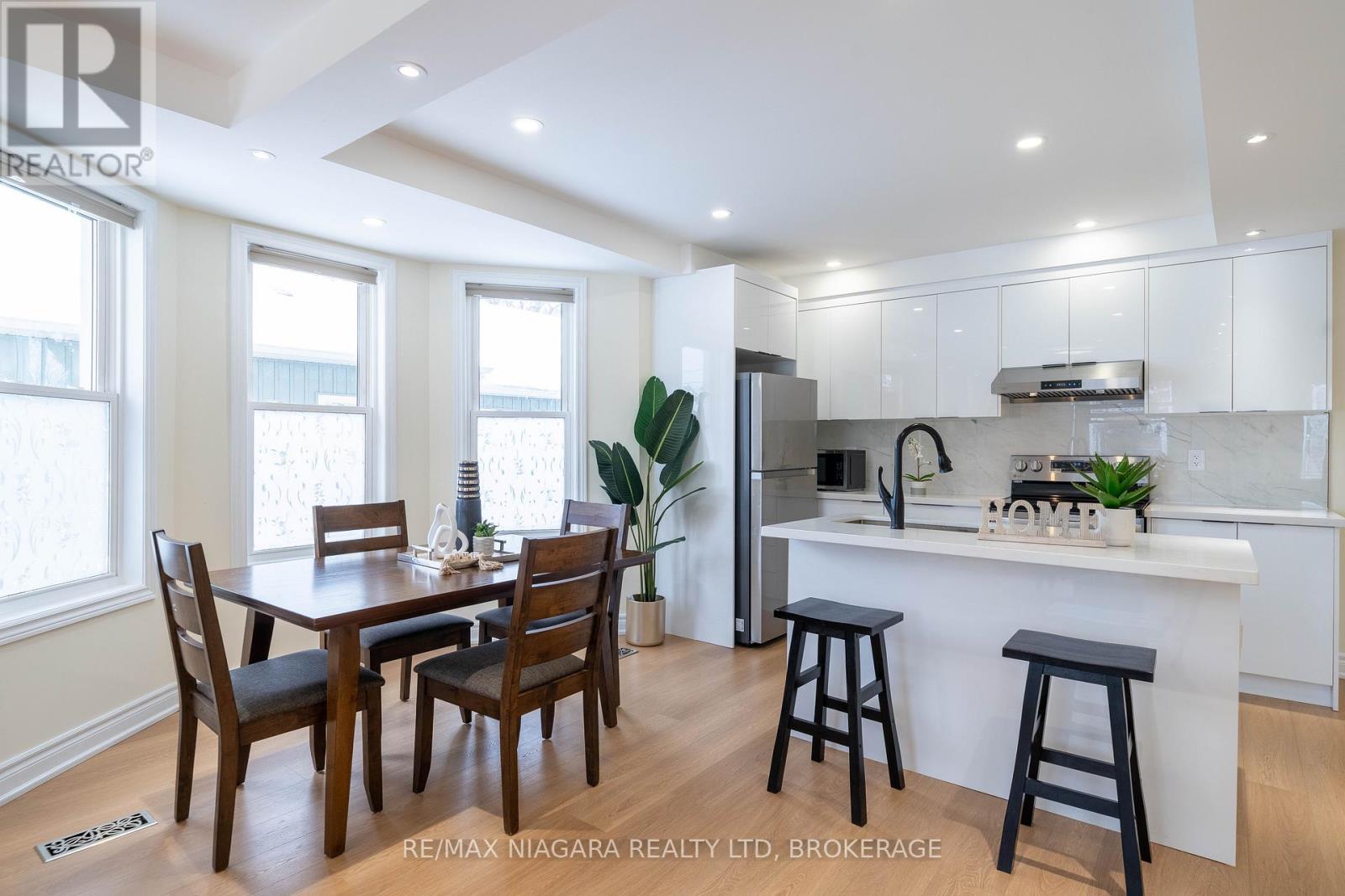 5802 Peer Street, Niagara Falls, Ontario  L2G 1X2 - Photo 11 - X13011962