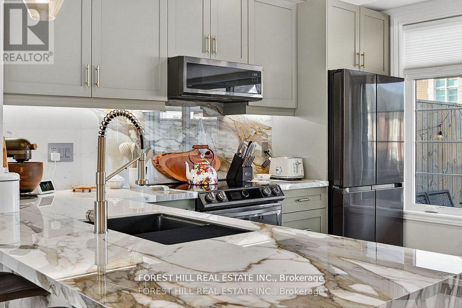 282 King Road, Richmond Hill, Ontario  L4E 1H3 - Photo 19 - N13011696