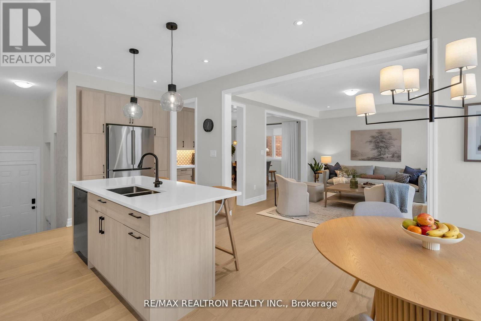 669 Newlove Street, Innisfil, Ontario  L9S 0R9 - Photo 23 - N13011812