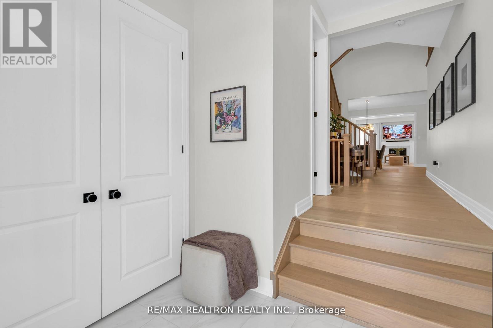 669 Newlove Street, Innisfil, Ontario  L9S 0R9 - Photo 3 - N13011812