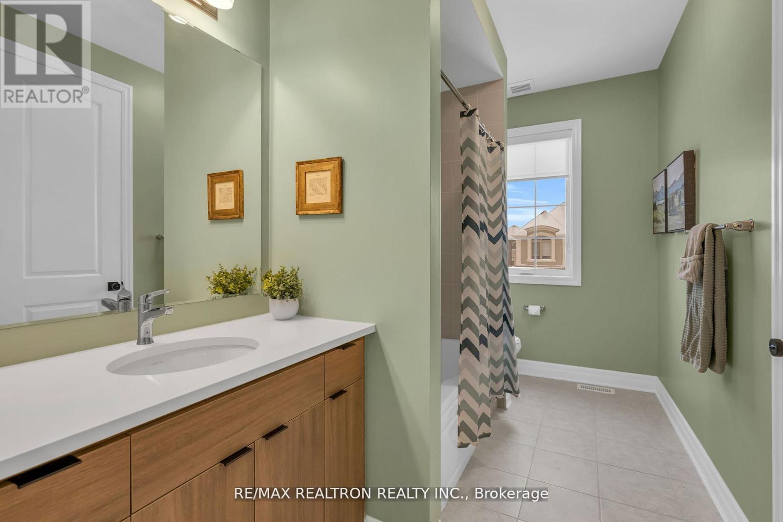 669 Newlove Street, Innisfil, Ontario  L9S 0R9 - Photo 43 - N13011812