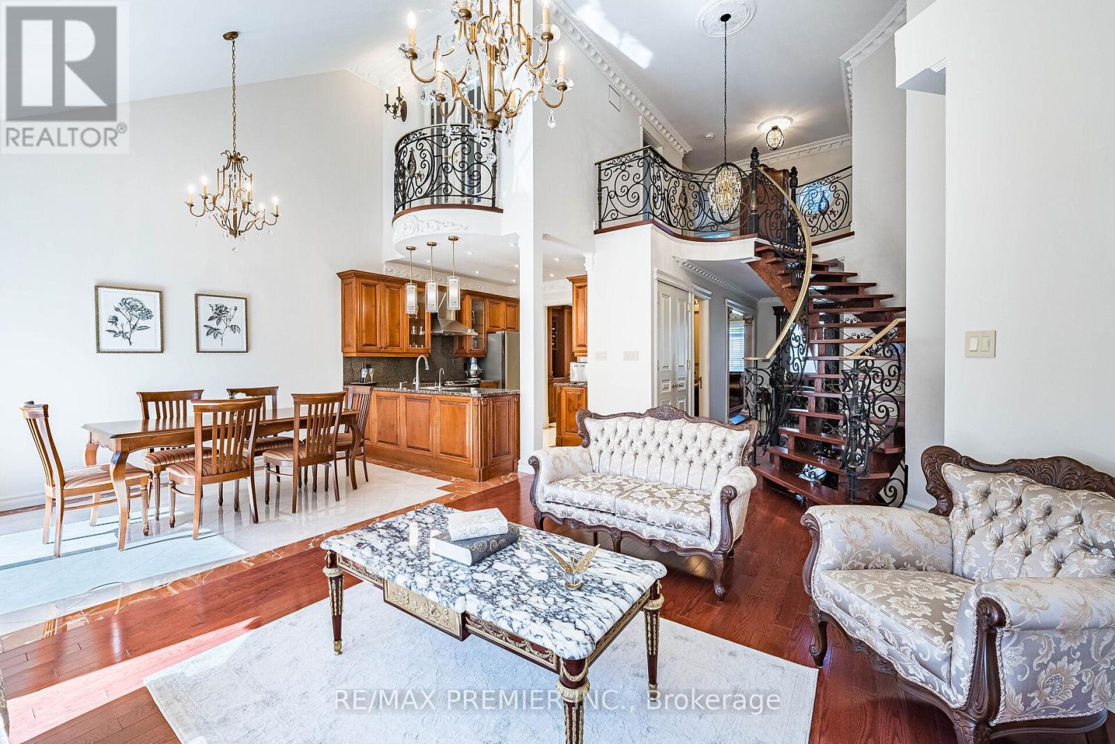 111 Arista Gate, Vaughan, Ontario  L4L 9H7 - Photo 10 - N13011920