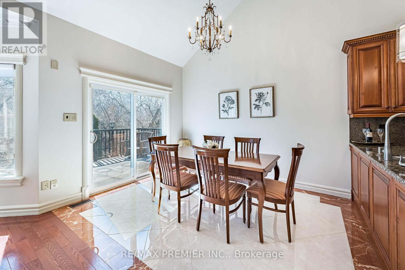 111 Arista Gate, Vaughan, Ontario  L4L 9H7 - Photo 13 - N13011920