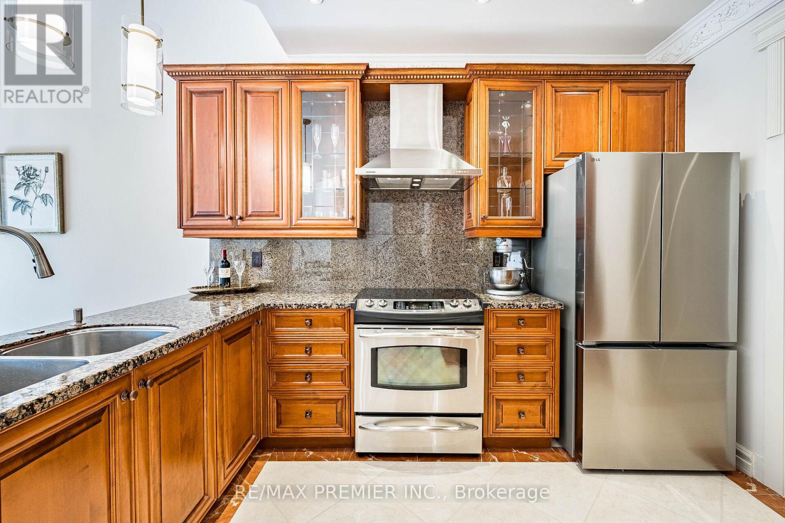 111 Arista Gate, Vaughan, Ontario  L4L 9H7 - Photo 14 - N13011920