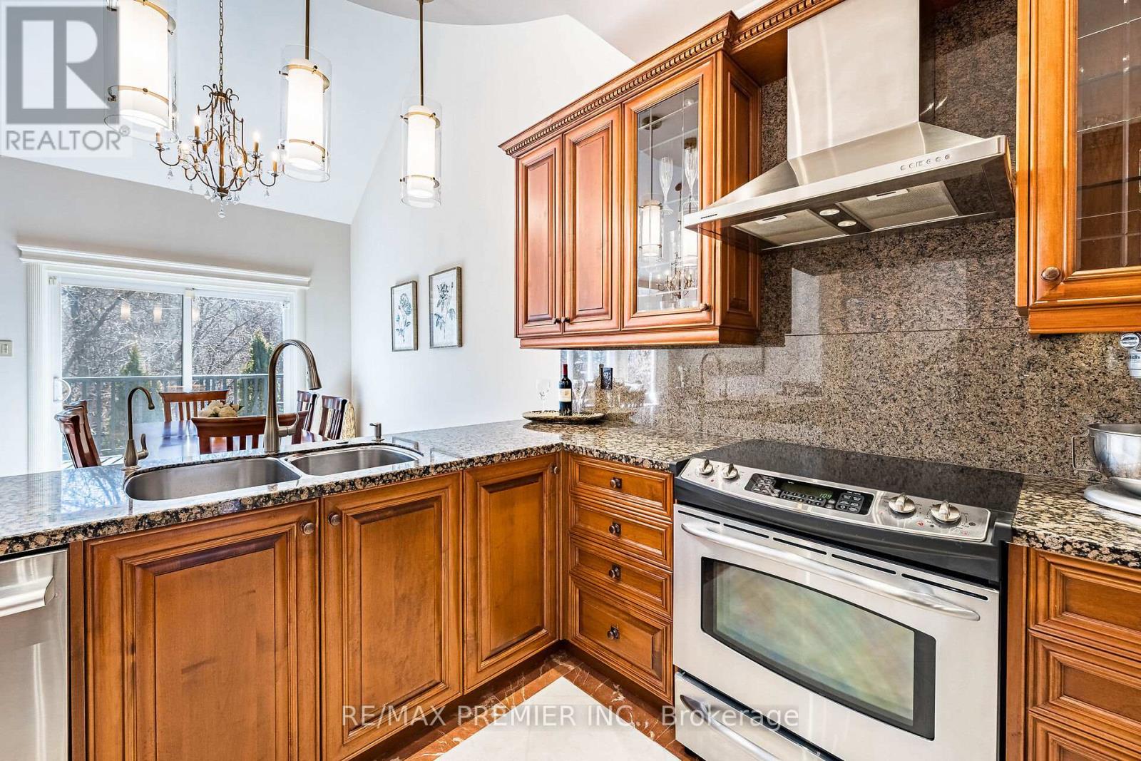 111 Arista Gate, Vaughan, Ontario  L4L 9H7 - Photo 15 - N13011920