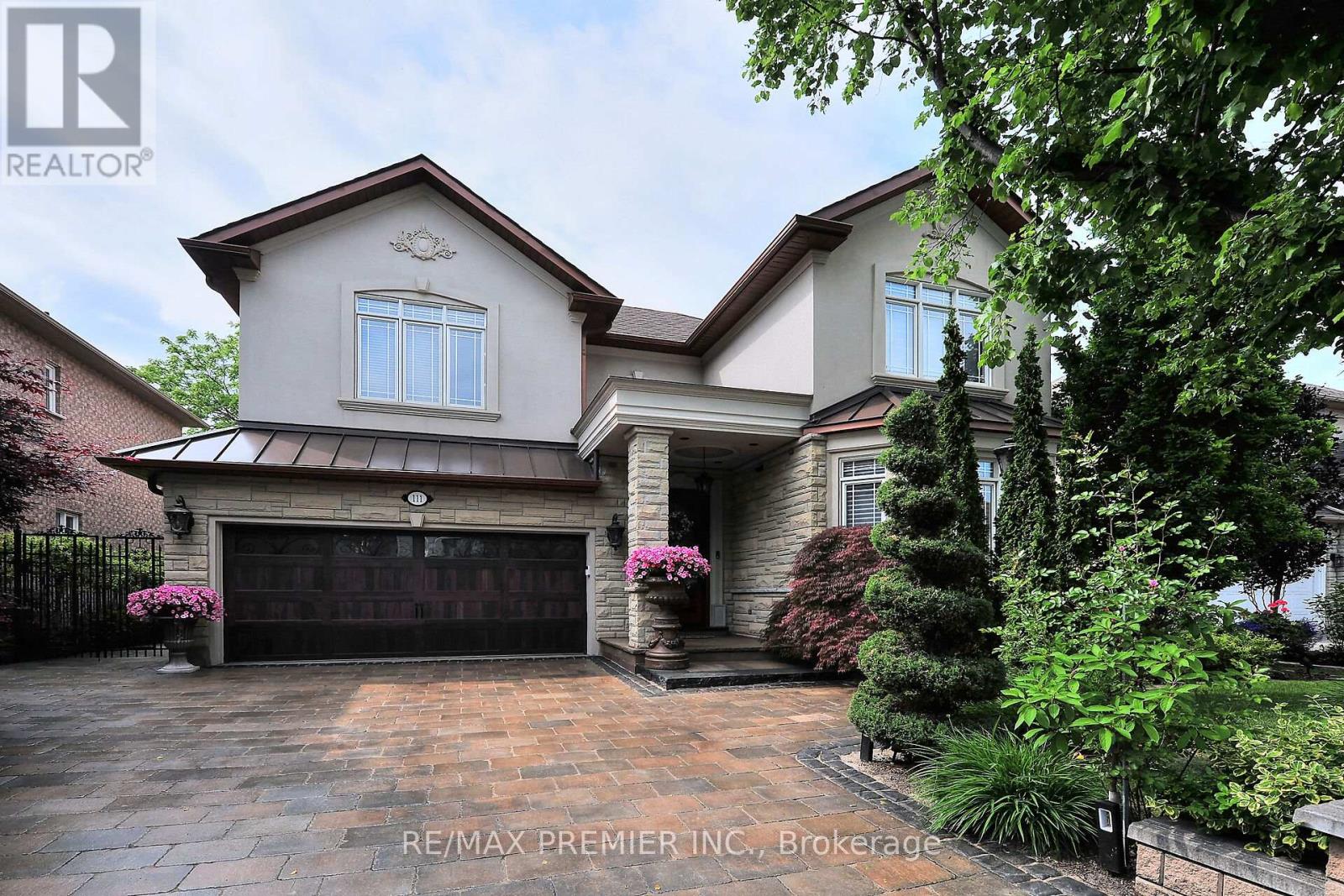 111 Arista Gate, Vaughan, Ontario  L4L 9H7 - Photo 2 - N13011920