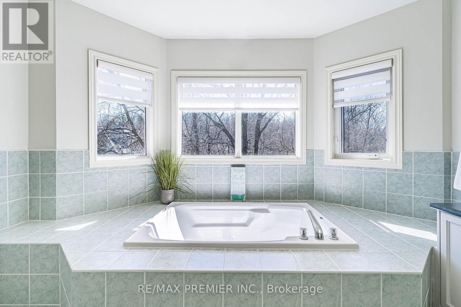 111 Arista Gate, Vaughan, Ontario  L4L 9H7 - Photo 22 - N13011920