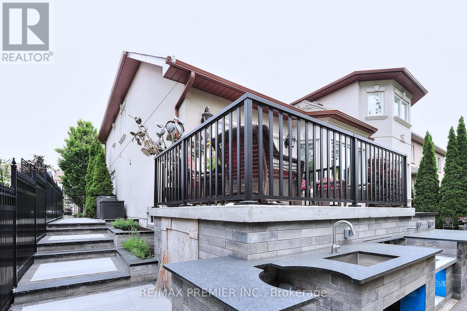 111 Arista Gate, Vaughan, Ontario  L4L 9H7 - Photo 29 - N13011920