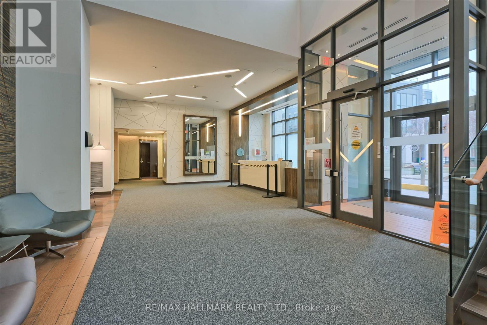 110 - 277 South Park Road, Markham, Ontario  L3T 0B7 - Photo 3 - N13011938