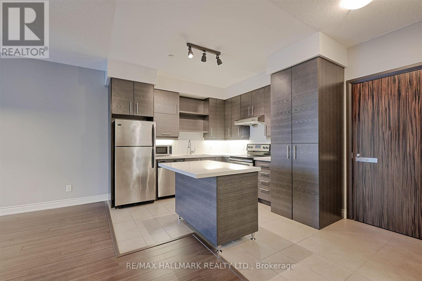 110 - 277 South Park Road, Markham, Ontario  L3T 0B7 - Photo 6 - N13011938