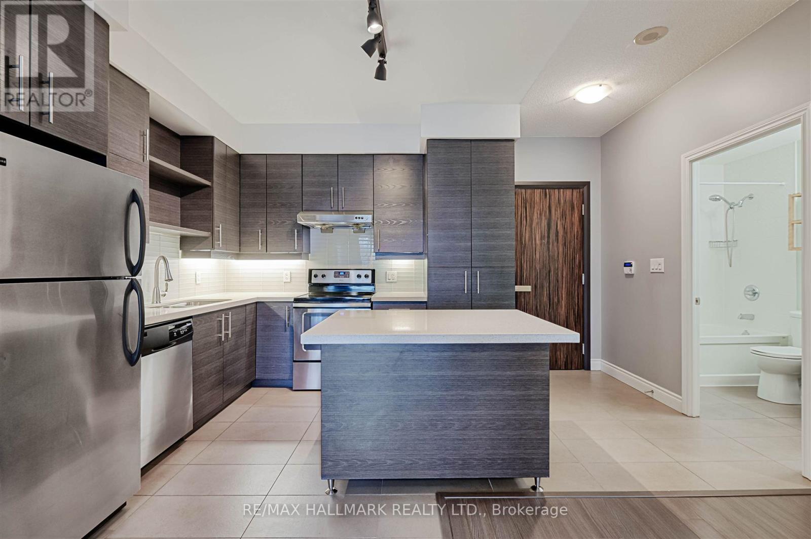 110 - 277 South Park Road, Markham, Ontario  L3T 0B7 - Photo 9 - N13011938