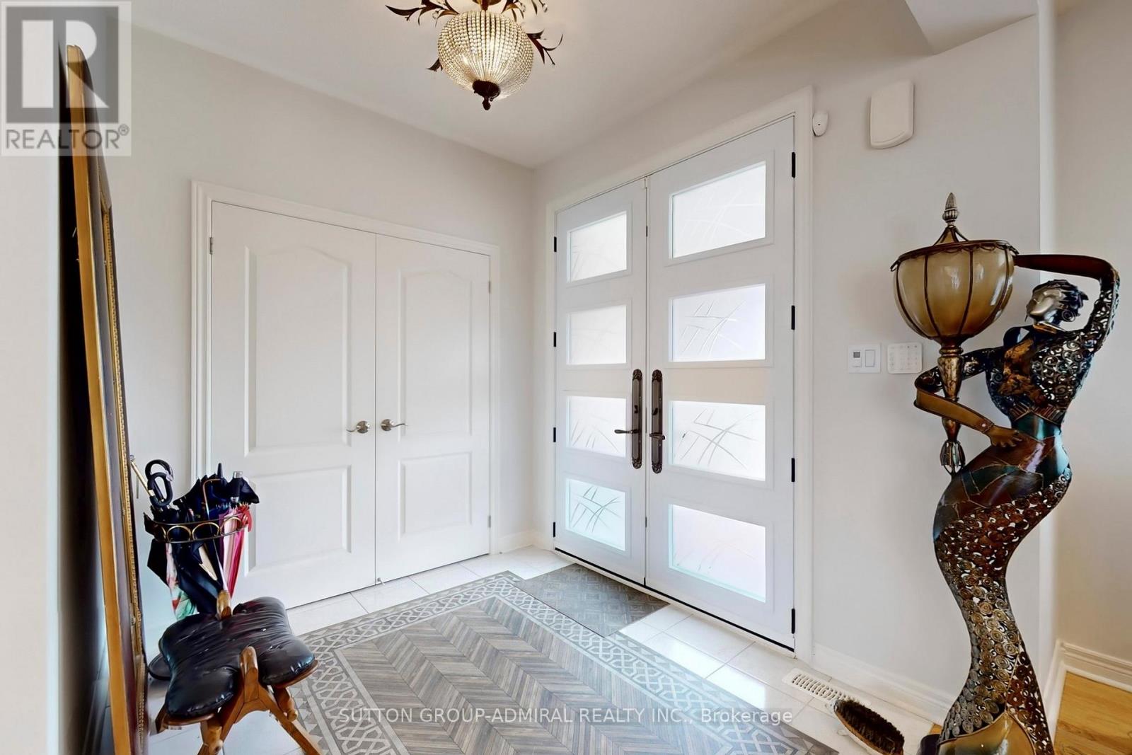 62 Waterton Way, Bradford West Gwillimbury (Bradford), Ontario  L3Z 0R3 - Photo 5 - N13011964