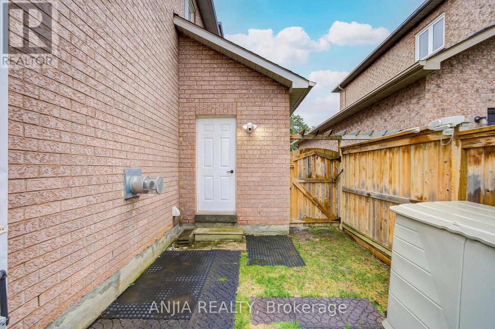 89 Rouge Bank Drive, Markham, Ontario  L3S 4B6 - Photo 49 - N13011992