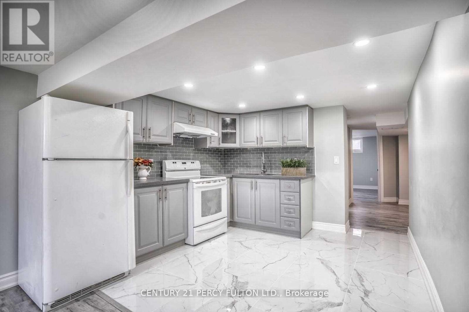 BSMT - 45 GREENOCK AVENUE, Toronto, Ontario