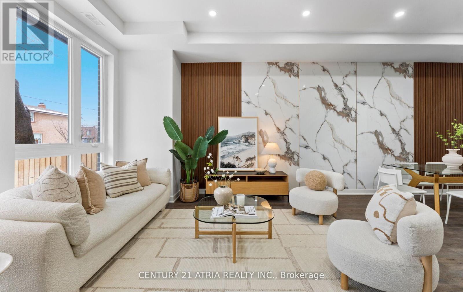 65 Crewe Avenue, Toronto, Ontario  M4C 2J2 - Photo 4 - E13011828