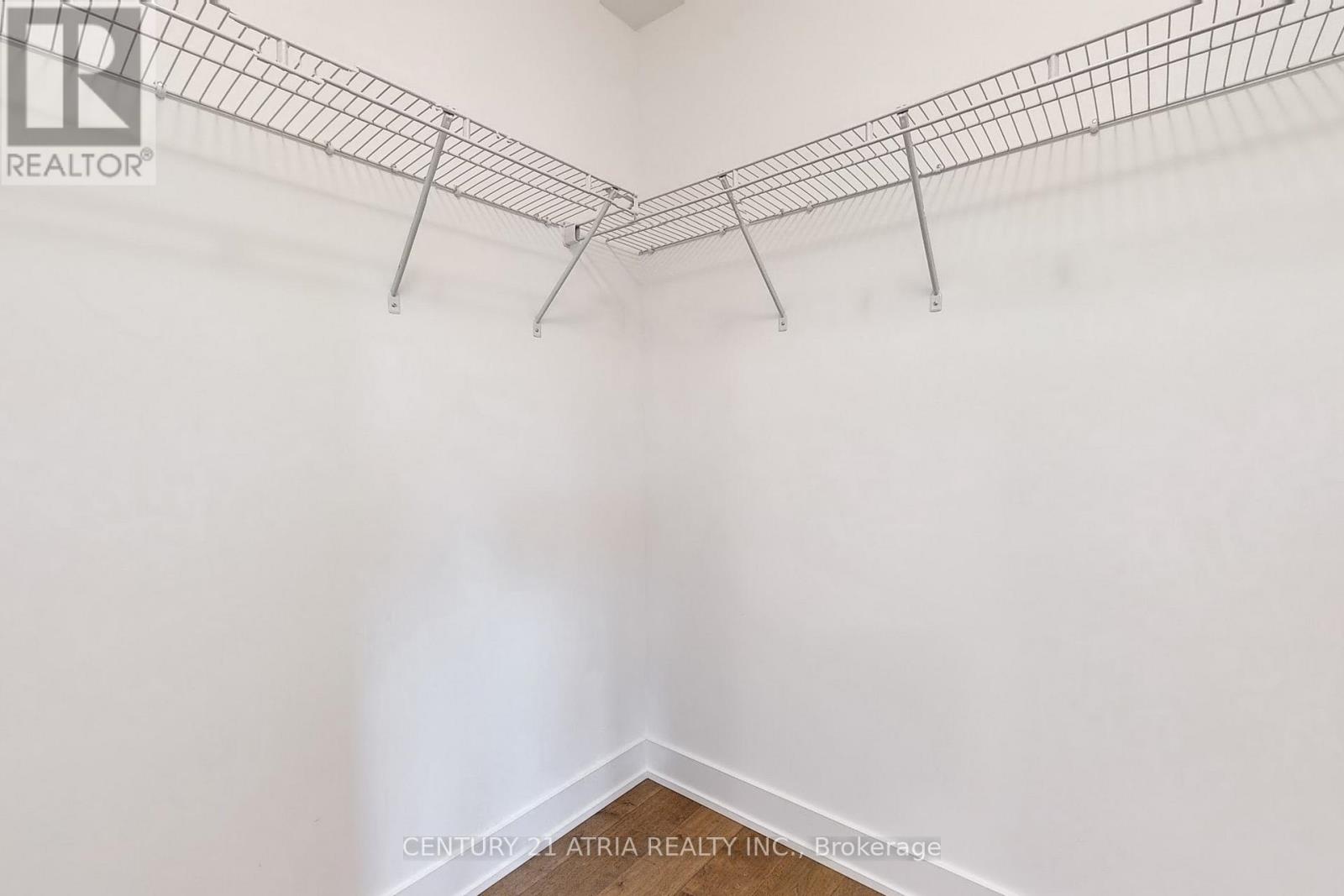 42 Westwood Avenue, Barrie, Ontario  L9J 0M6 - Photo 12 - S13011758