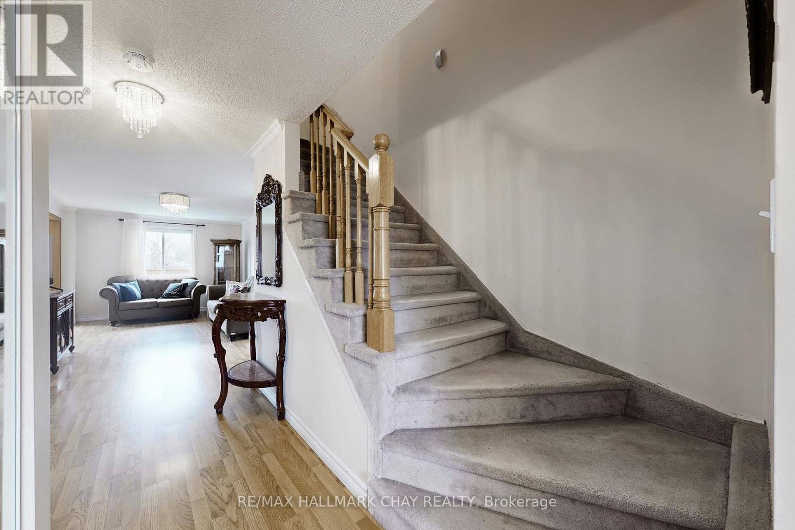 87 Wessenger Drive, Barrie, Ontario  L4N 8P8 - Photo 14 - S13011942