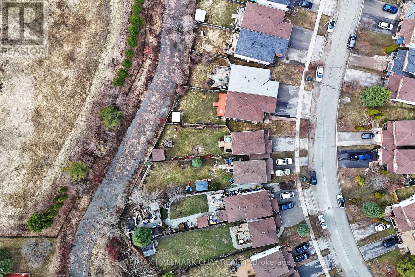 87 Wessenger Drive, Barrie, Ontario  L4N 8P8 - Photo 37 - S13011942